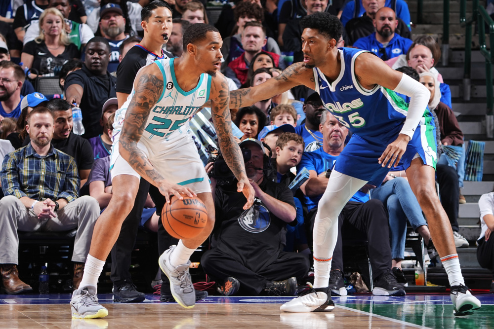 包含Ming关键节点爆冷，独行侠带队取胜！的词条