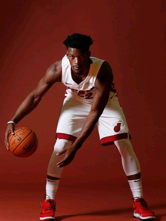 包含巴特勒新星精彩发挥表现惊艳，尤文图斯未来可期！的词条