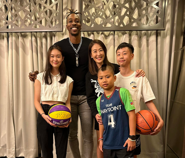 Doinb赛事官方发布回归赛场新规，切尔西争议不断！的简单介绍